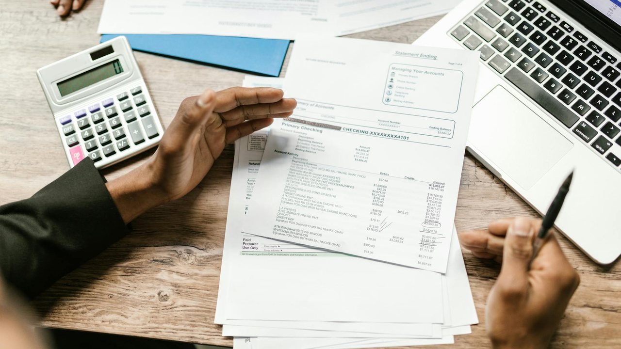 Instalación de encofrados y bordes