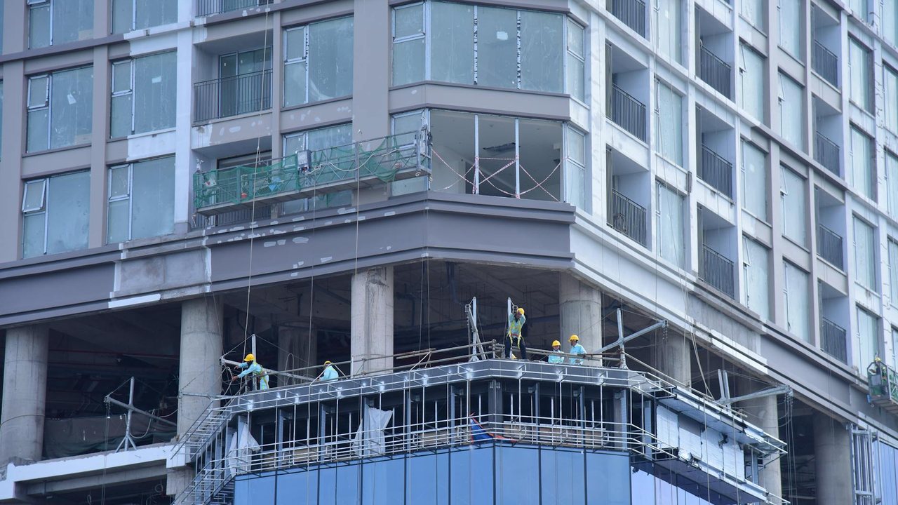 3. Instalación de encofrados y bordes