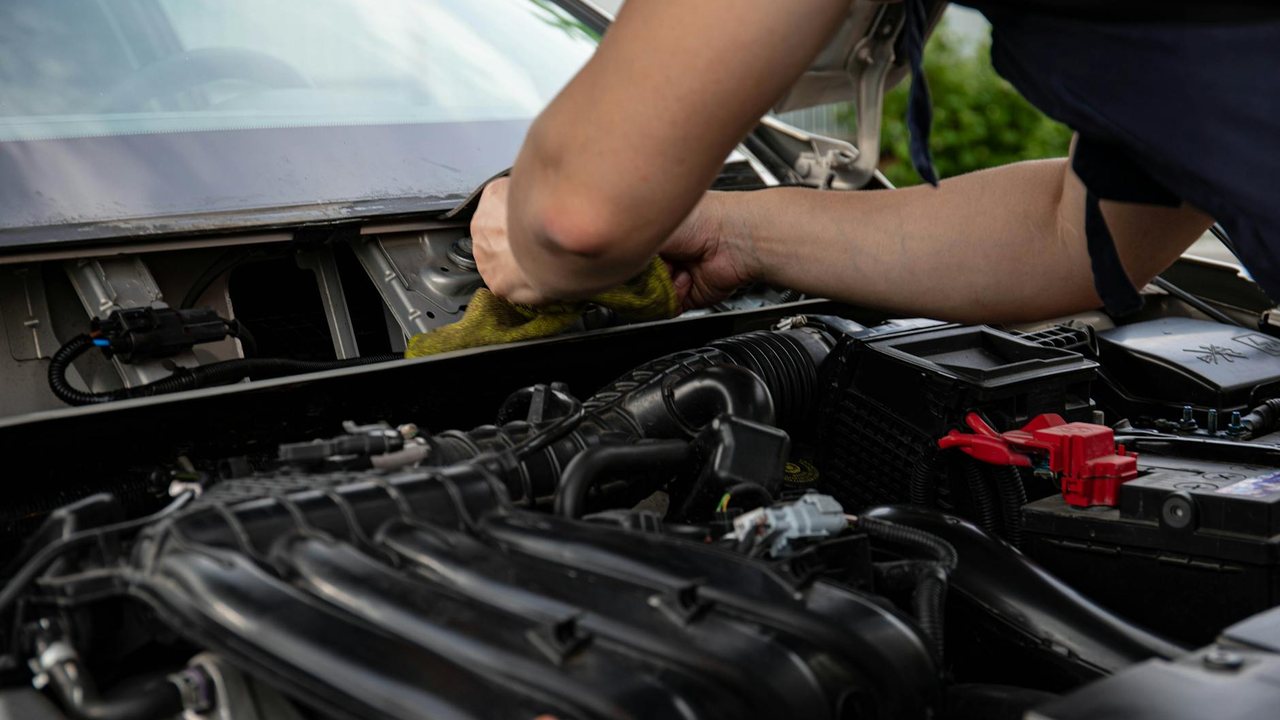 Recoger el toldo durante época de lluvias