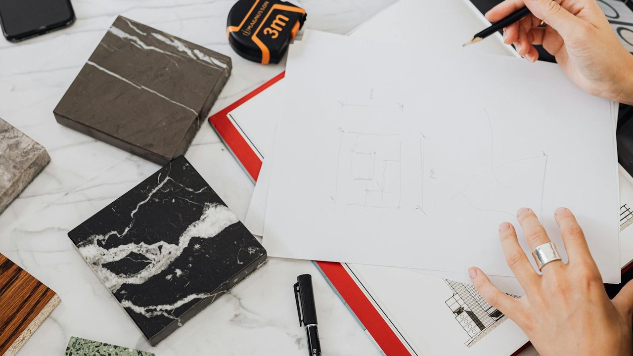 Choose a fabric according to the sofa's use