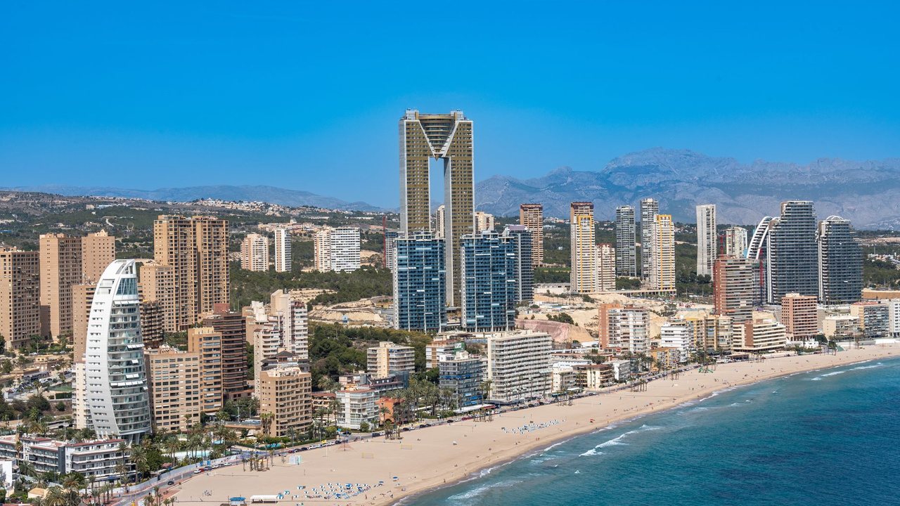 Benidorm and the 20.7% rise: what to renovate before selling in 2026