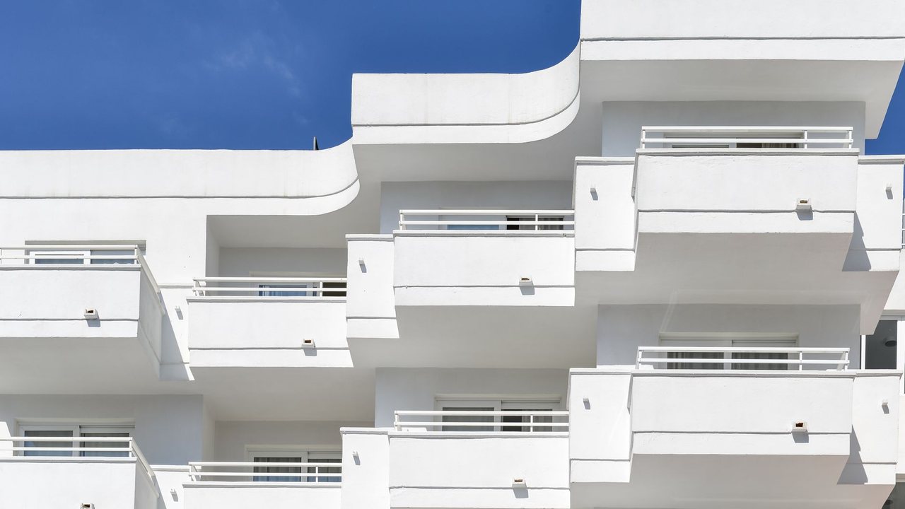 Calp casi 4.900 euros/m2: reforma premium sin perder retorno