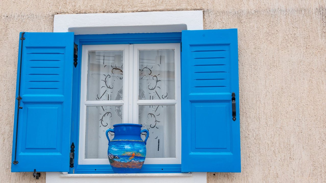 Domotica para una segunda vivienda en Costa Blanca: agua, climatizacion y persianas sin complicar el mantenimiento