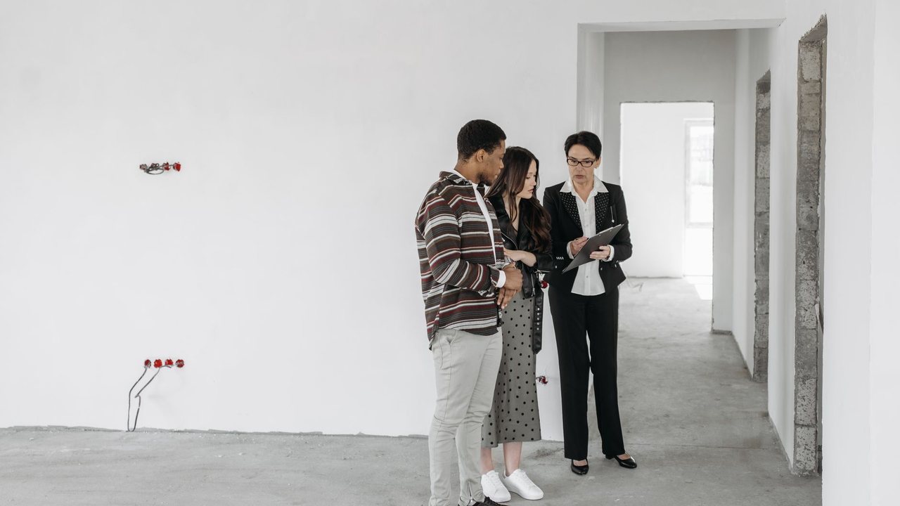 Entrega de vivienda de obra nueva en Alicante: checklist de defectos antes de reformar: detalle de obra
