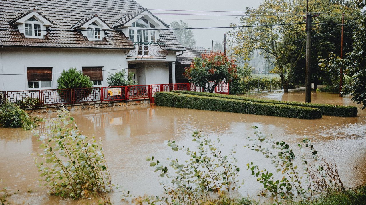 Vivienda y garaje en Alicante: reformas para reducir danos por inundacion antes del otono