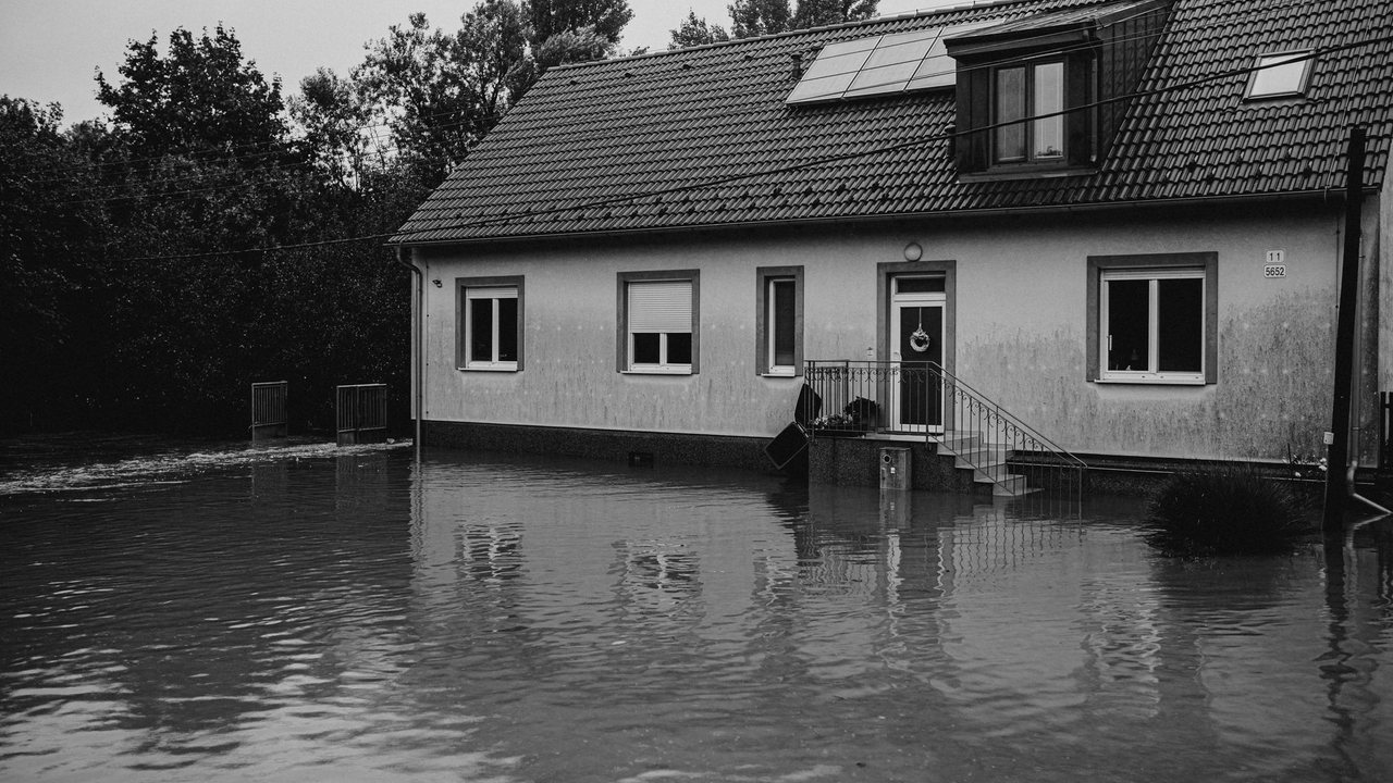 Vivienda y garaje en Alicante: reformas para reducir danos por inundacion antes del otono