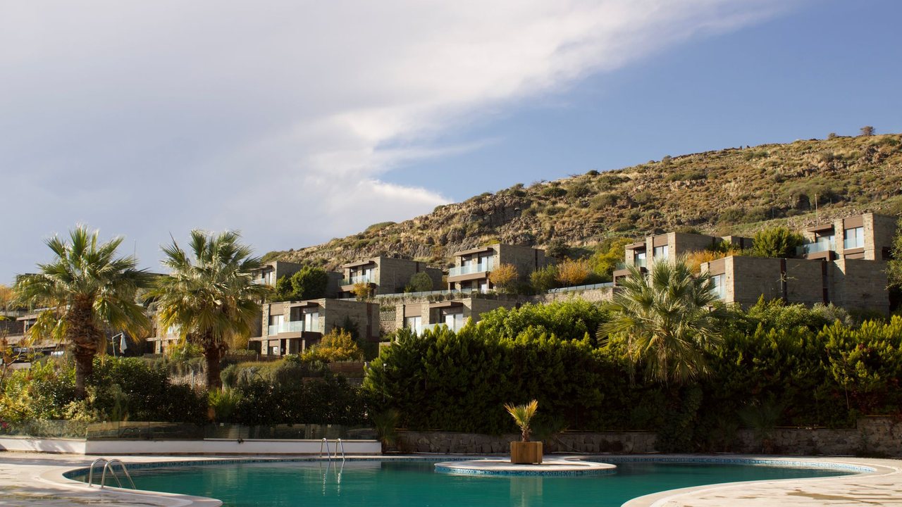 Mantenimiento de piscina al final del verano en una segunda vivienda de Costa Blanca